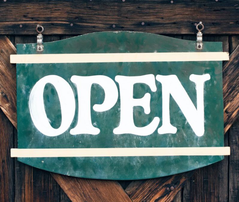 Fase 2: come ti sostengo il ritorno alla normalità. Le iniziative della ripartenza comunicate da Theoria